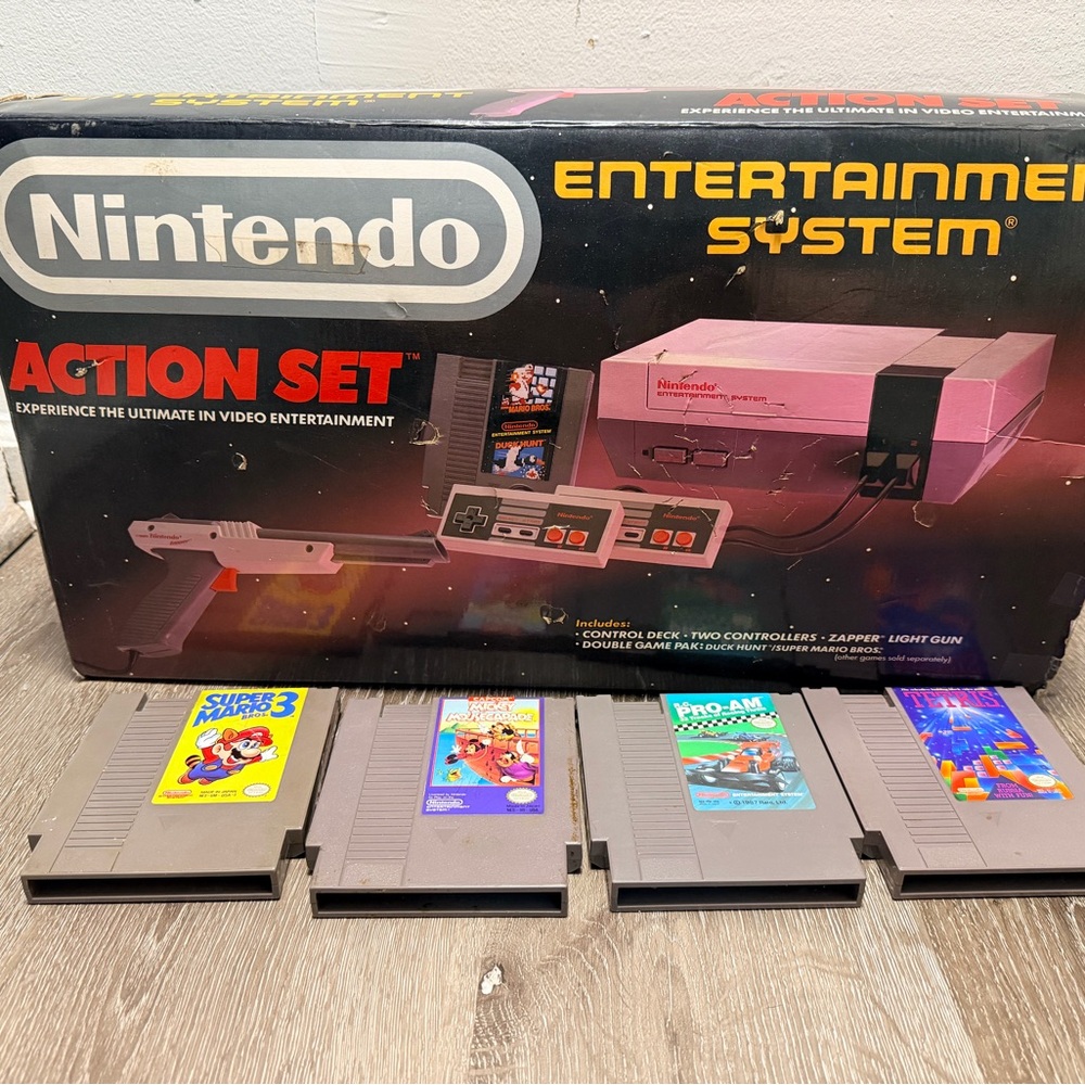 Nintendo Entertainment System Action Set - Black and Gray
